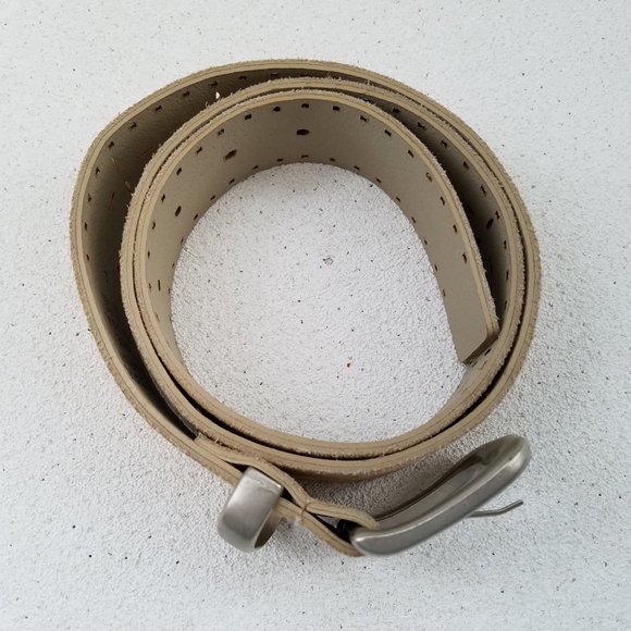 1980's New York & Comapny Wide Tan Suede Belt - Picture 4 of 7